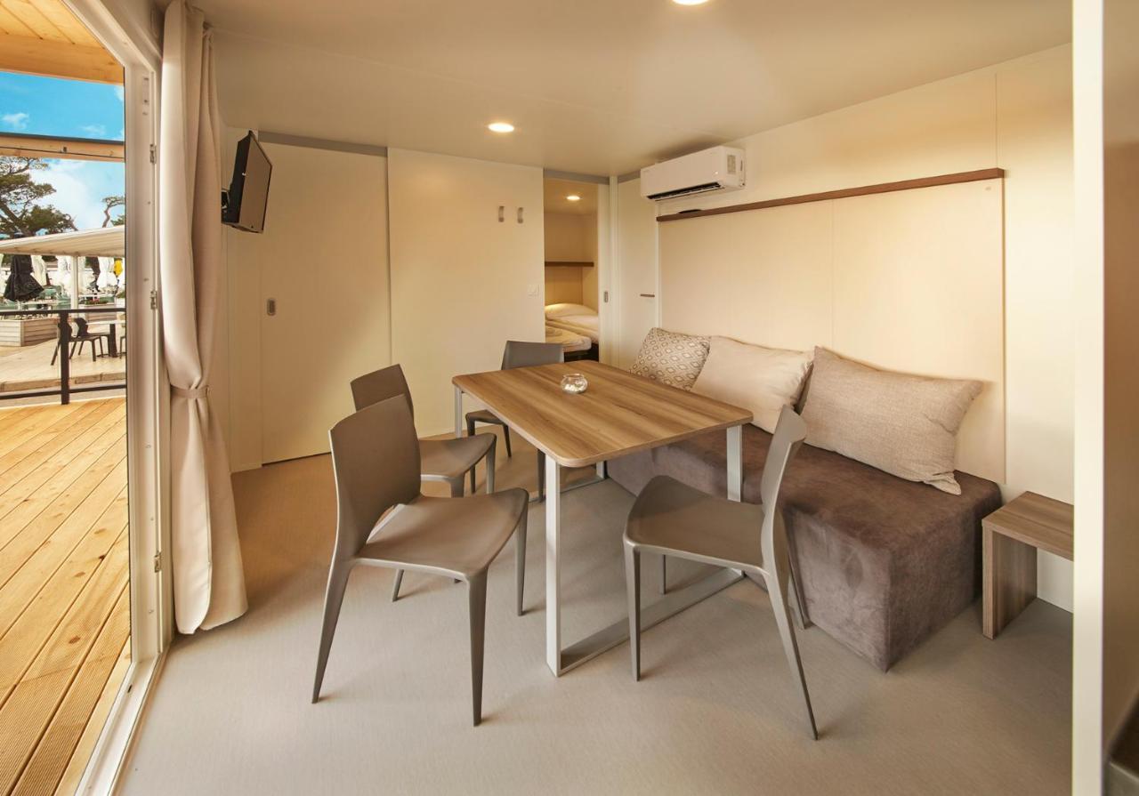 Premium Mobile Homes - Hotel & Resort Adria アンカラン エクステリア 写真